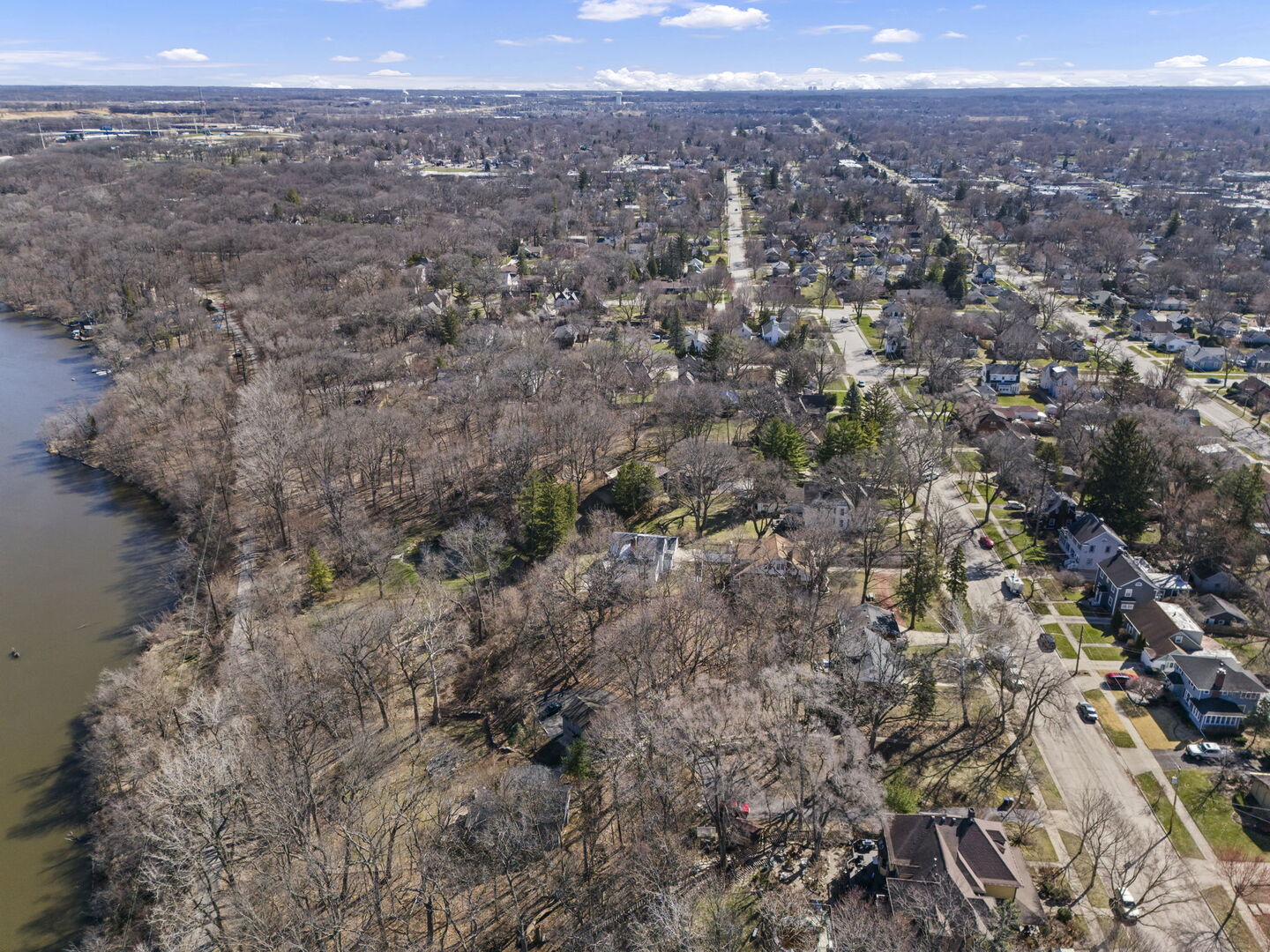 362 1/2 River Bluff Road Elgin, IL 60120 - Photo 40 of 48