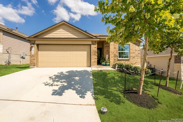 $1,995 | 12920 Thyme Way, St. Hedwig, TX 78152