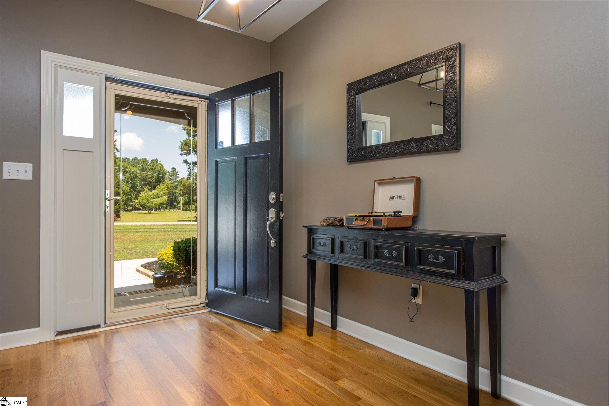 425 Reedy Fork Road Greenville, SC 29605 - Photo 6 of 36