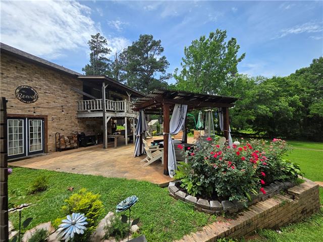 423 Pardee Road Campti, LA 71411 - Photo 4 of 37