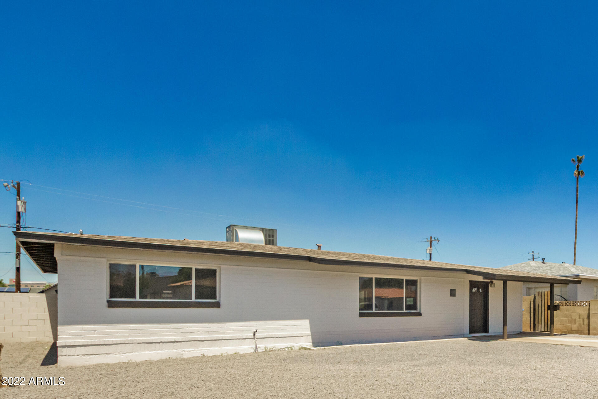 1910 East Almeria Road Phoenix, AZ 85006 - Photo 13 of 29 Gallery Image 13