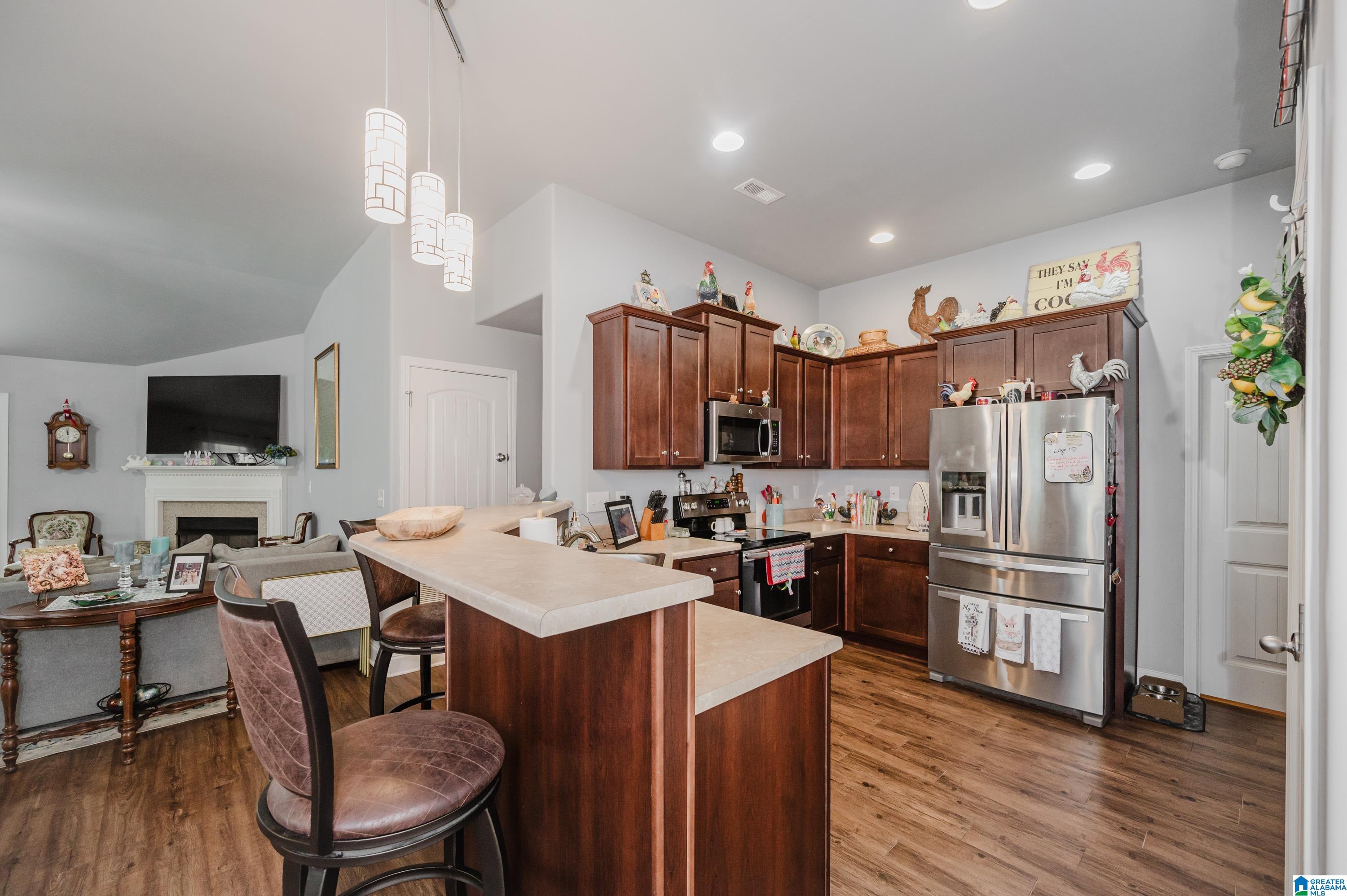 300 Vincent Street Alabaster, AL 35007 - Photo 12 of 34