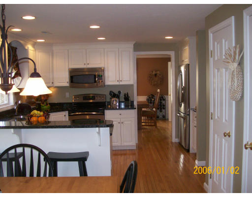 615 Old Farm Road Franklin, MA 02038 - Photo 12 of 20 Gallery Image 12