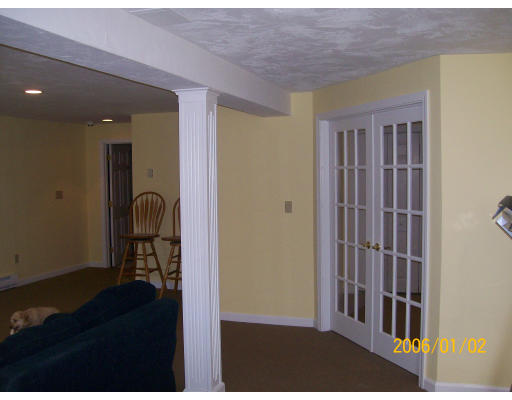 615 Old Farm Road Franklin, MA 02038 - Photo 16 of 20 Gallery Image 16