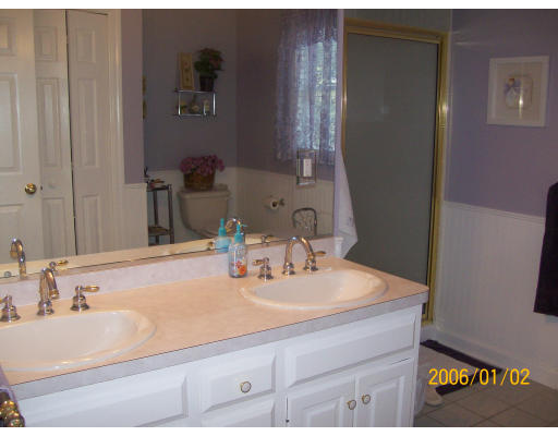 615 Old Farm Road Franklin, MA 02038 - Photo 18 of 20 Gallery Image 18