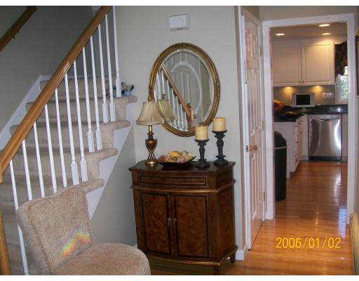 615 Old Farm Road Franklin, MA 02038 - Photo 3 of 20 Gallery Image 3
