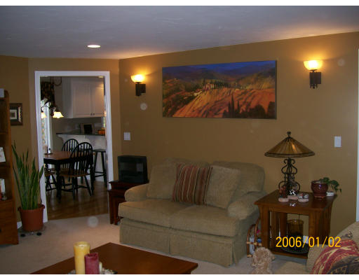 615 Old Farm Road Franklin, MA 02038 - Photo 6 of 20 Gallery Image 6