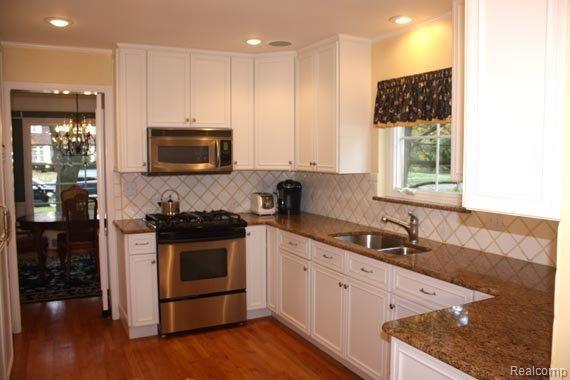 1024 Audubon Road Grosse Pointe, MI 48230 - Photo 7 of 31 1024A4.jpg