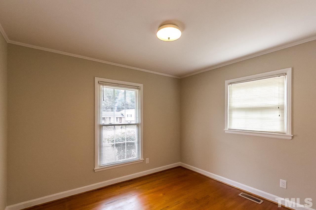 1302 Clinton Road Durham, NC 27703 - Photo 17 of 25 Gallery Image 17