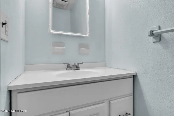 $2,400 | 11 Sutton Drive, Brick, NJ 08724