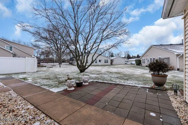 $2,400 | 11 Sutton Drive, Brick, NJ 08724