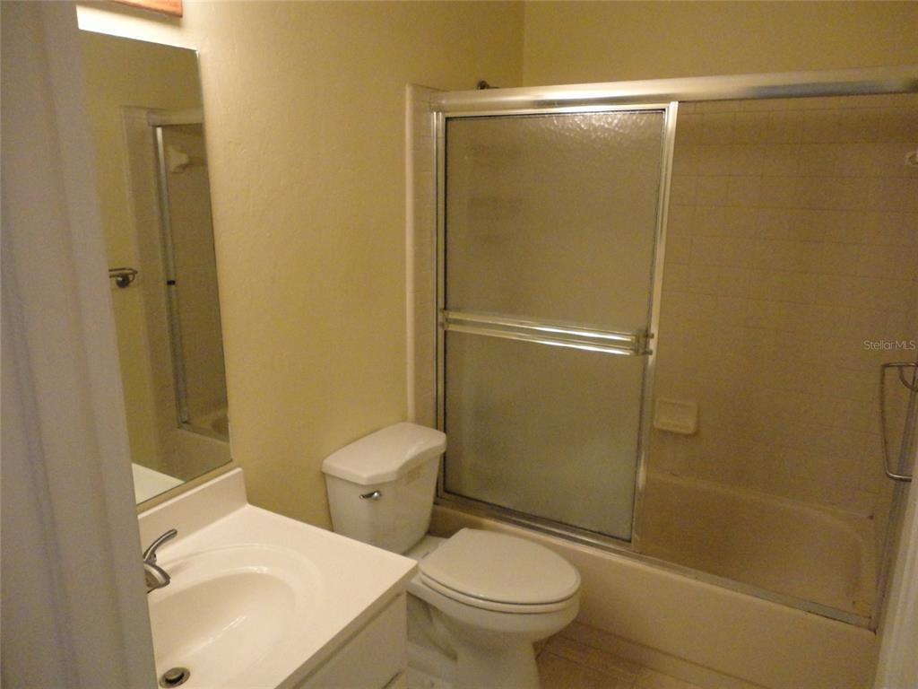 5707 Southwest 10th Place Gainesville, FL 32607 - Photo 8 of 10