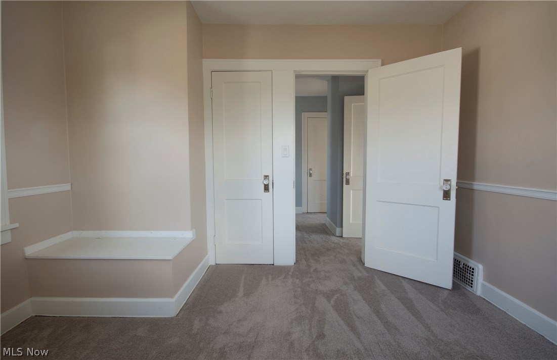 6502 Snow Road Parma, OH 44129 - Photo 20 of 28