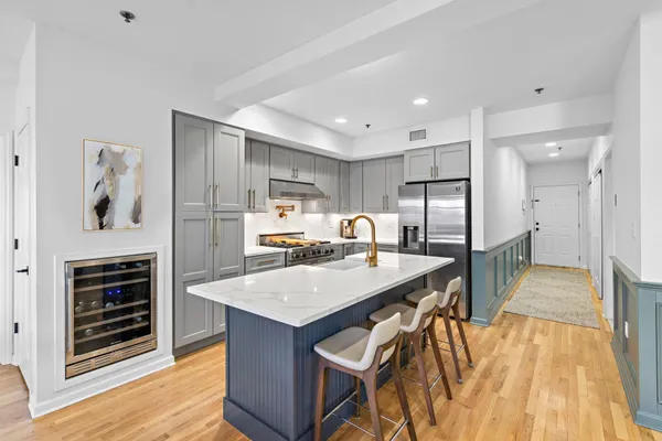 $1,599,000 | 94 Clinton Street, Unit 3C, Hoboken, NJ 07030