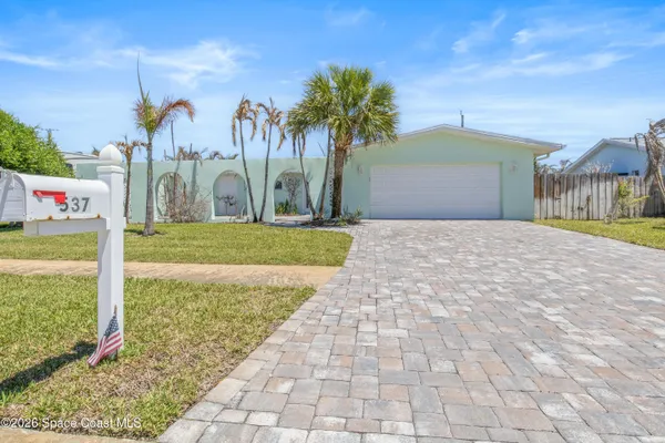 $3,800 | 537 Royal Palm Boulevard, Satellite Beach, FL 32937