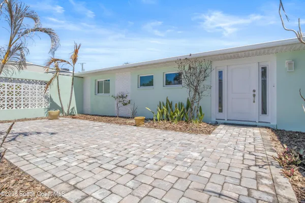 $3,800 | 537 Royal Palm Boulevard, Satellite Beach, FL 32937