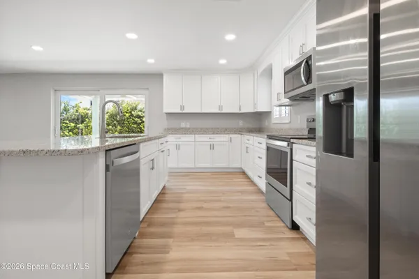 $3,800 | 537 Royal Palm Boulevard, Satellite Beach, FL 32937