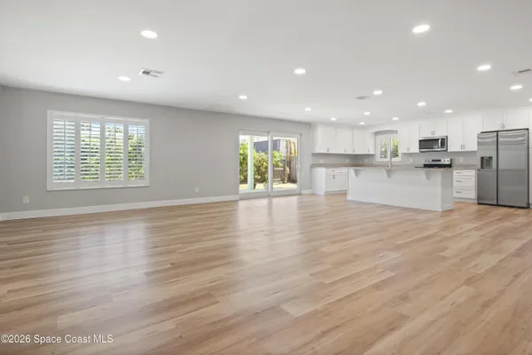 $3,800 | 537 Royal Palm Boulevard, Satellite Beach, FL 32937