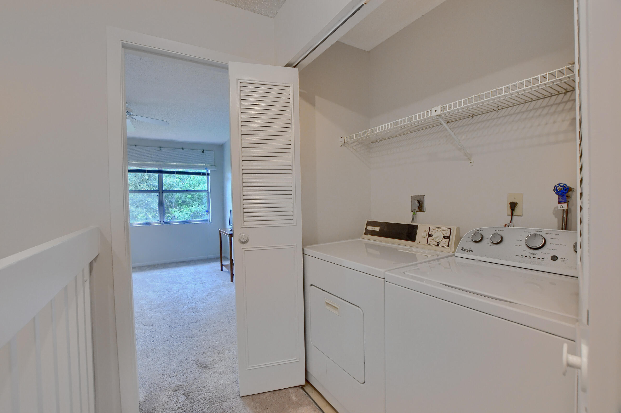 6489 Boca Circle Boca Raton, FL 33433 - Photo 26 of 31 27_ebf_6750-hdr(5)
