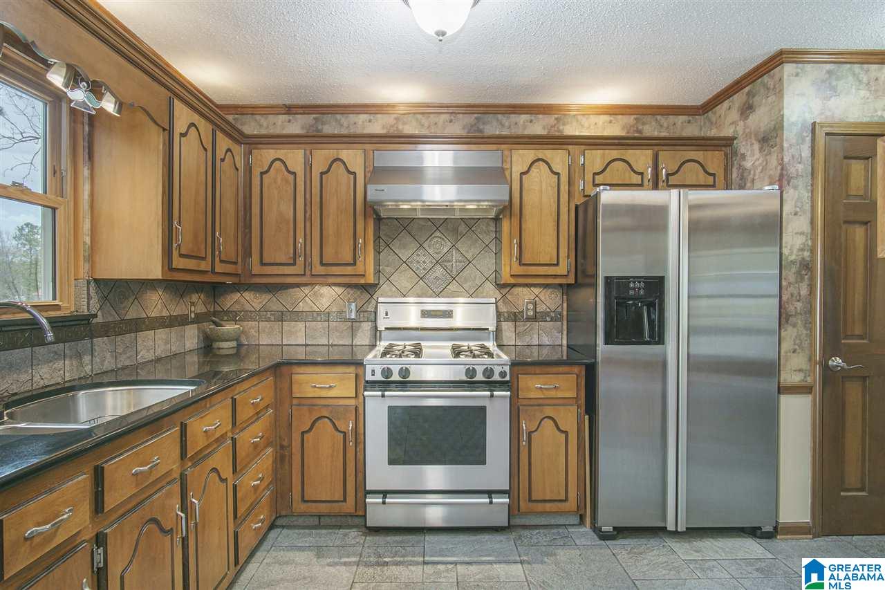 100 Anchor Circle Alabaster, AL 35007 - Photo 11 of 36