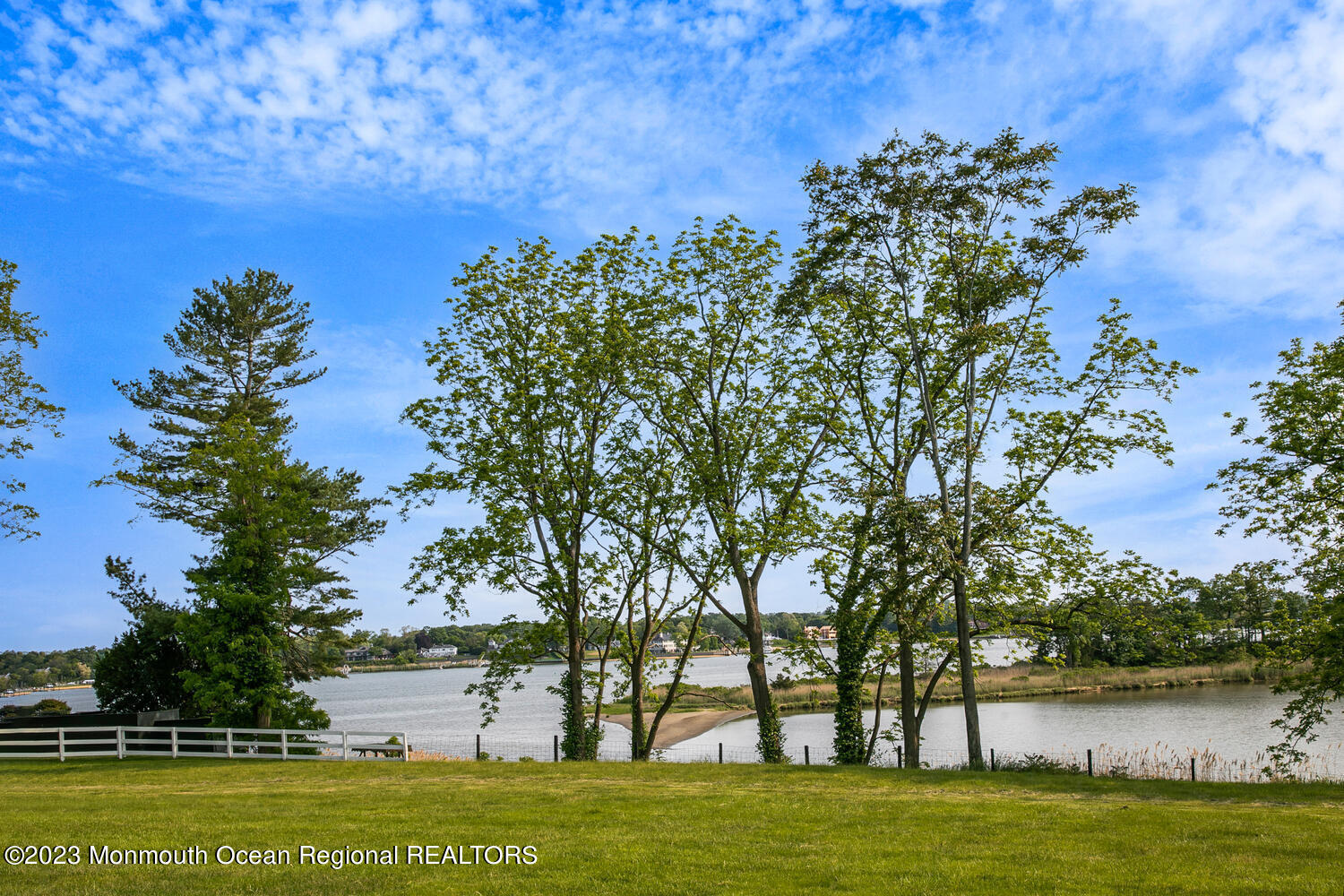 700 Navesink River Road Middletown, NJ 07701 - Photo 12 of 33 Grounds