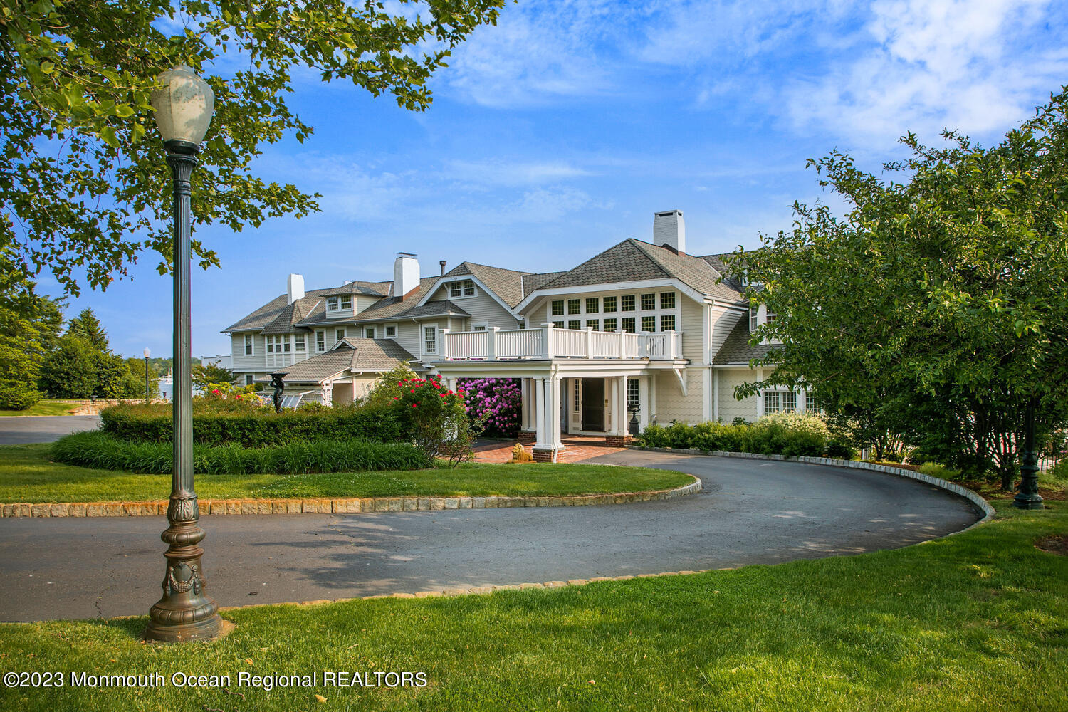 700 Navesink River Road Middletown, NJ 07701 - Photo 21 of 33 Exterior front