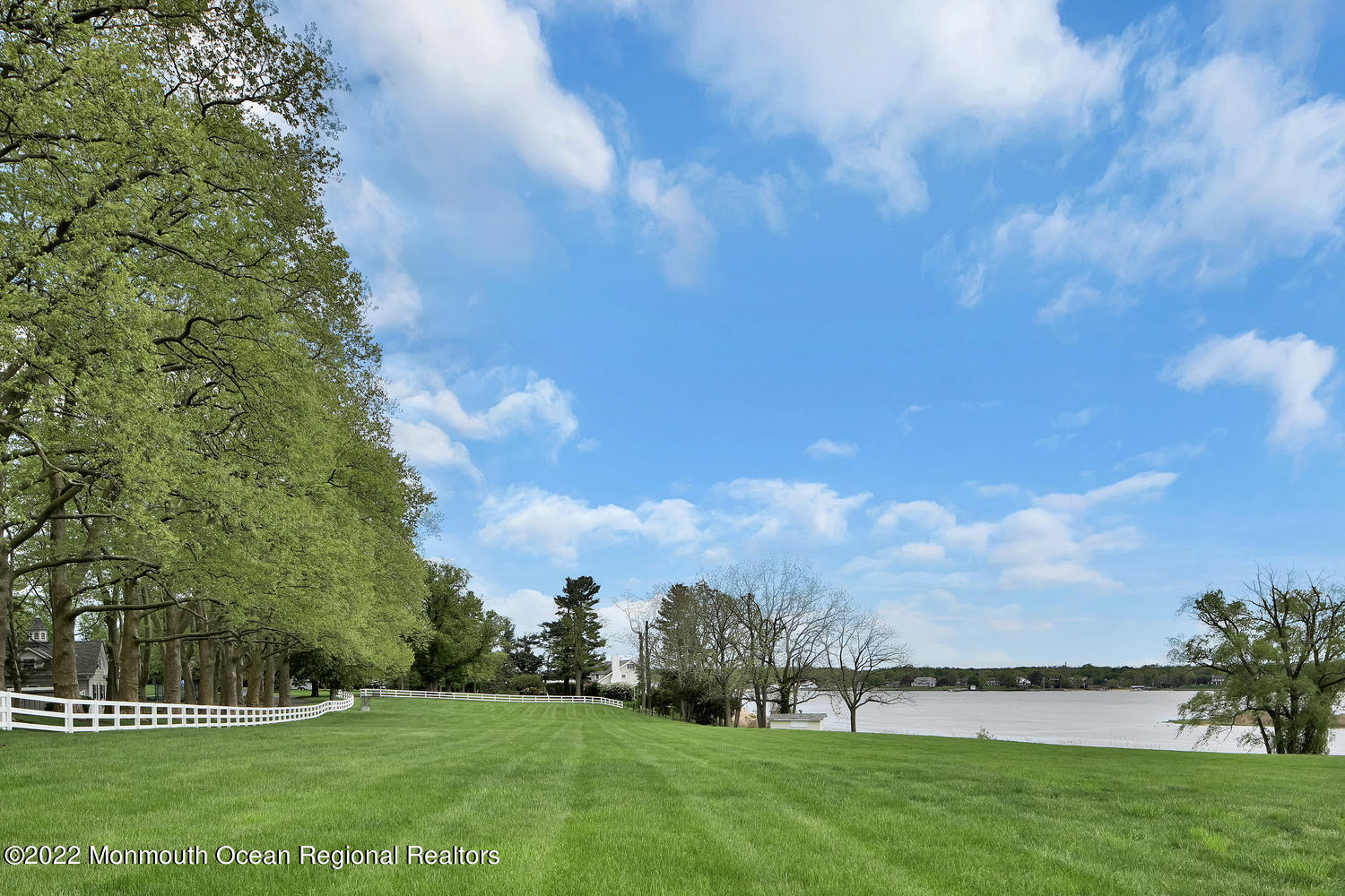 700 Navesink River Road Middletown, NJ 07701 - Photo 32 of 33 Grounds
