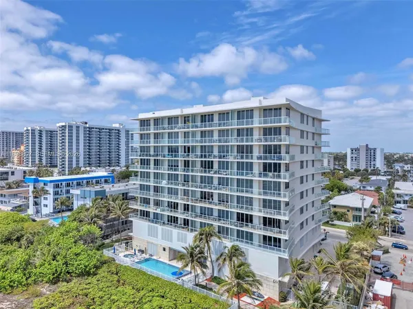 $1,550,000 | 704 North Ocean Boulevard, Unit 804, Pompano Beach, FL 33062