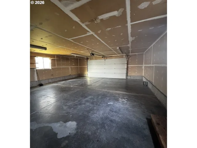 $299,000 | 74593 Depot Lane, Irrigon, OR 97844