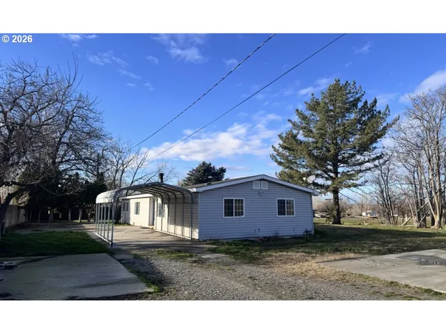 $299,000 | 74593 Depot Lane, Irrigon, OR 97844