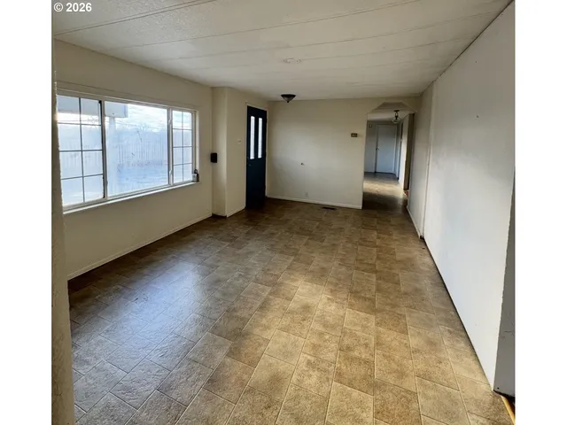 $299,000 | 74593 Depot Lane, Irrigon, OR 97844