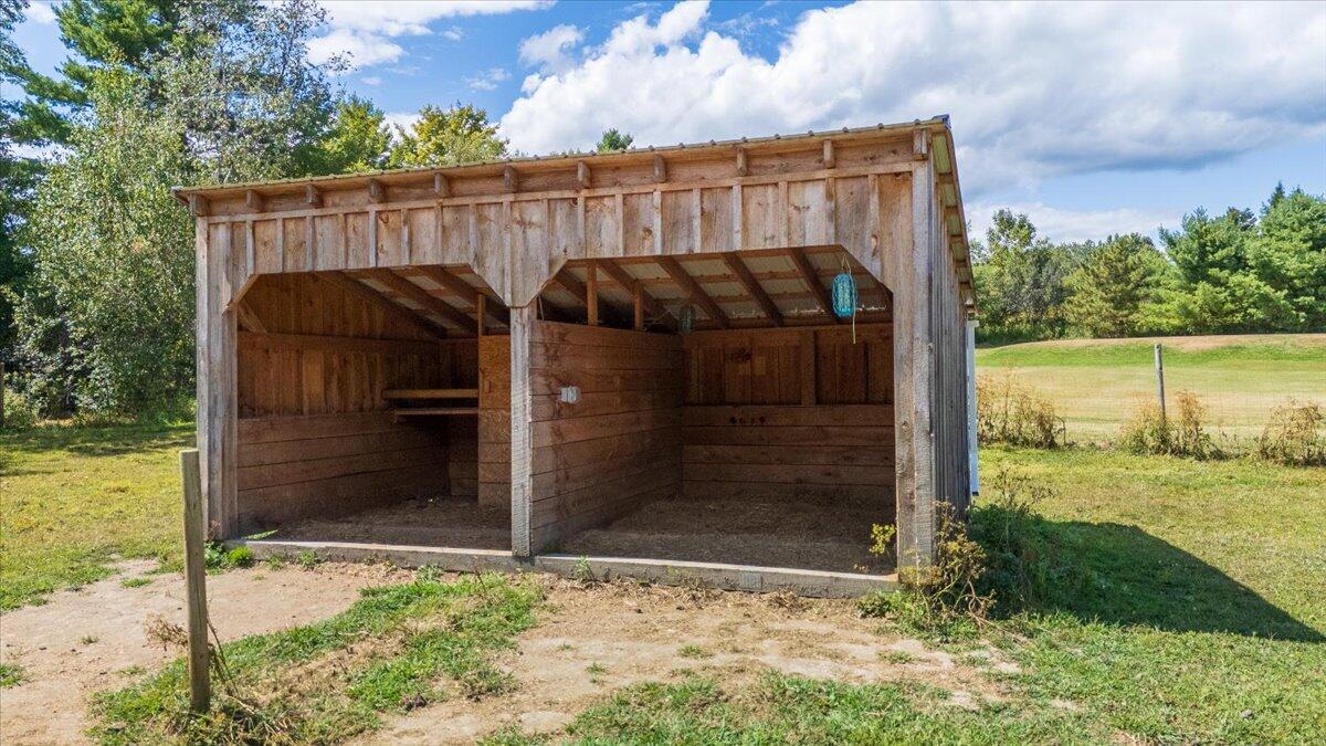 33 Hunt Road Vassalboro, ME 04989 - Photo 5 of 28 100-33 Hunt Rd-99