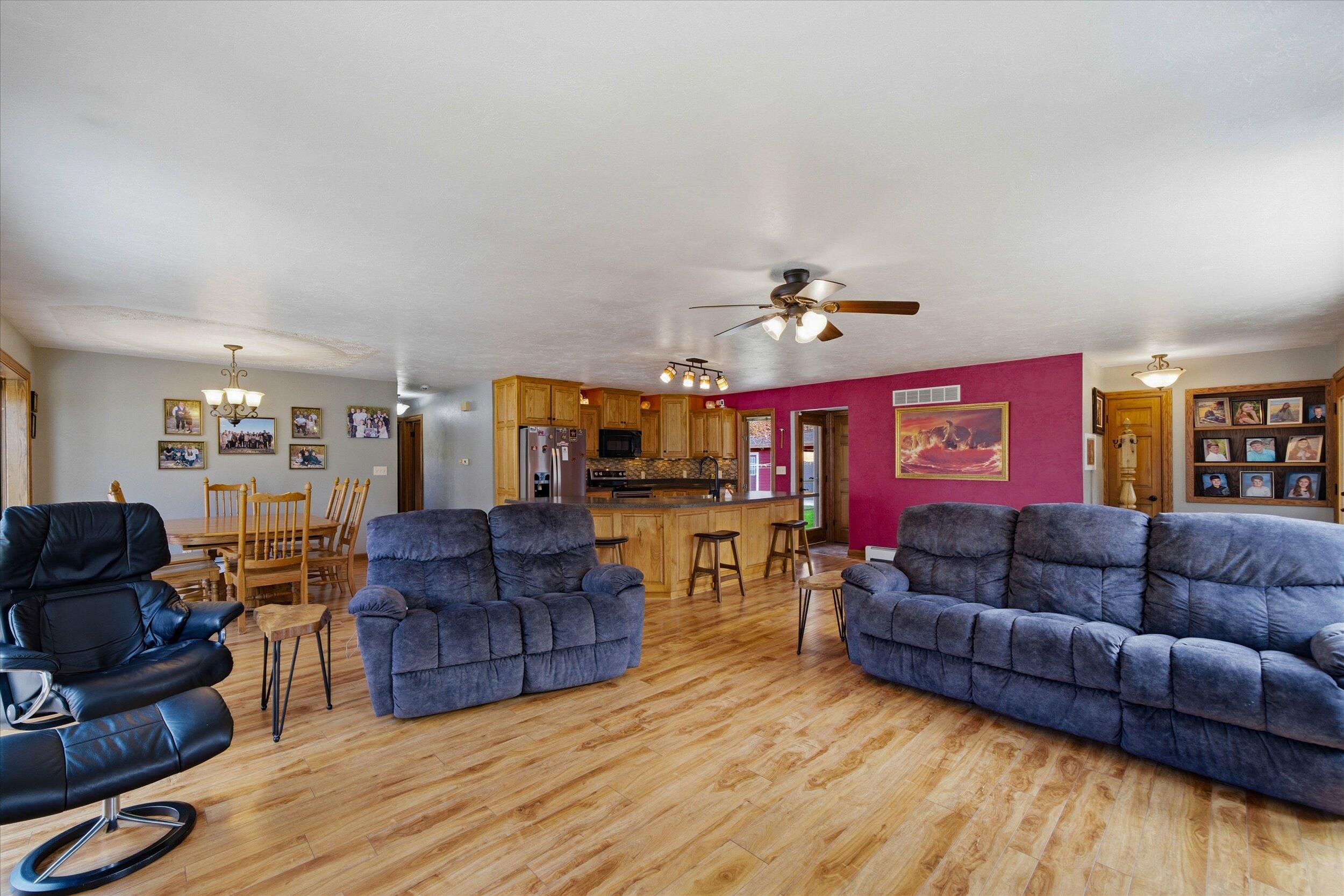 890 County Highway Kewaskum, WI 53040 - Photo 18 of 45 Living room in home