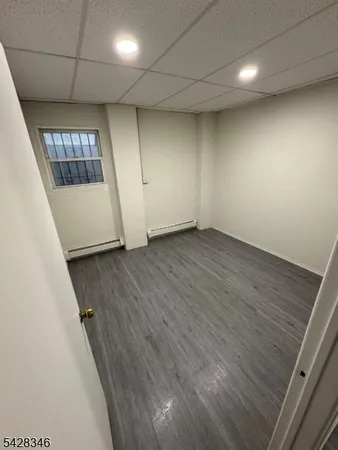 $1,700 | 762 Main Street, Paterson, NJ 07503
