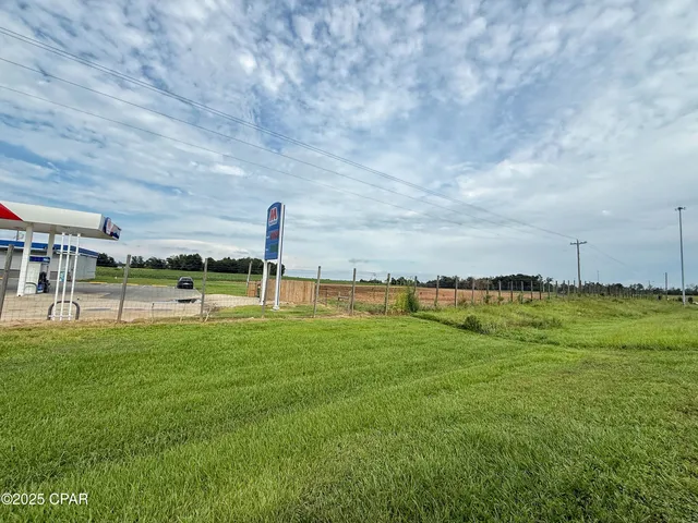 $969,900 | Undisclosed Address, Grand Ridge, FL 32442