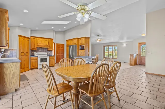 $549,900 | W1878 Hillside Drive, Pulaski, WI 54162