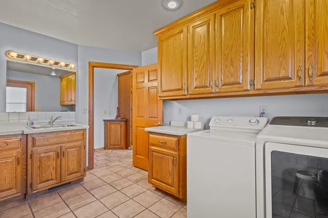 $549,900 | W1878 Hillside Drive, Pulaski, WI 54162