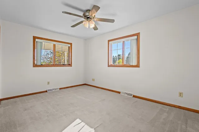 $549,900 | W1878 Hillside Drive, Pulaski, WI 54162