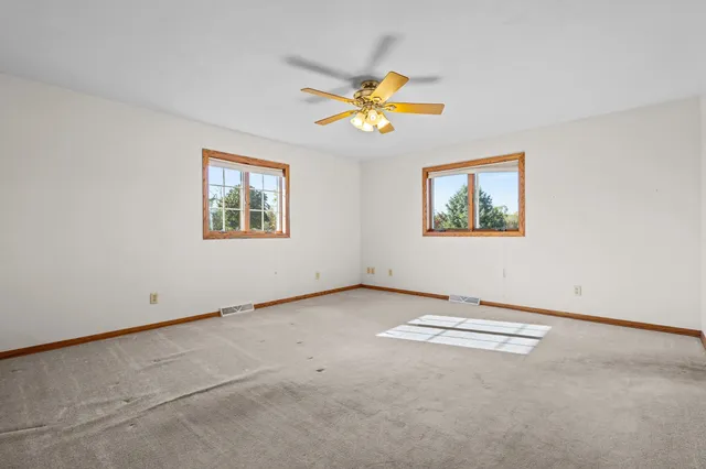 $549,900 | W1878 Hillside Drive, Pulaski, WI 54162