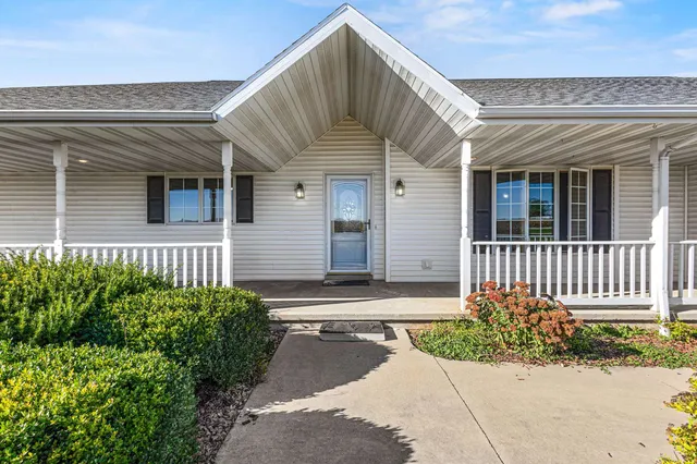 $549,900 | W1878 Hillside Drive, Pulaski, WI 54162