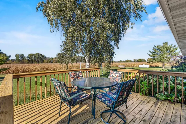 $549,900 | W1878 Hillside Drive, Pulaski, WI 54162