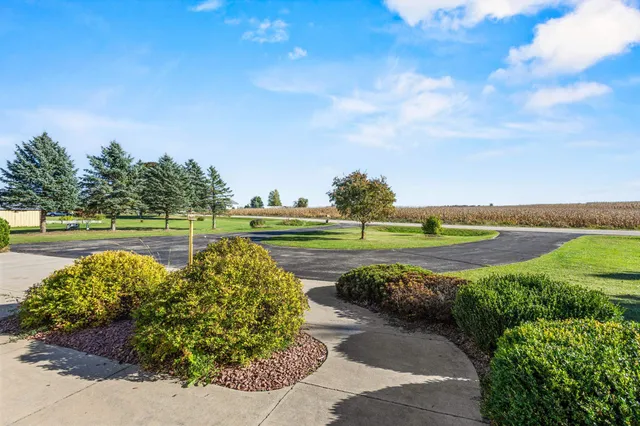 $549,900 | W1878 Hillside Drive, Pulaski, WI 54162