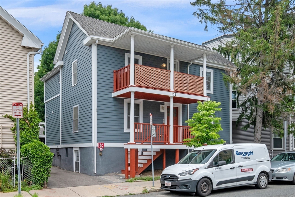 179 Rindge Avenue, Unit 3 Cambridge, MA 02140 - Photo 3 of 32