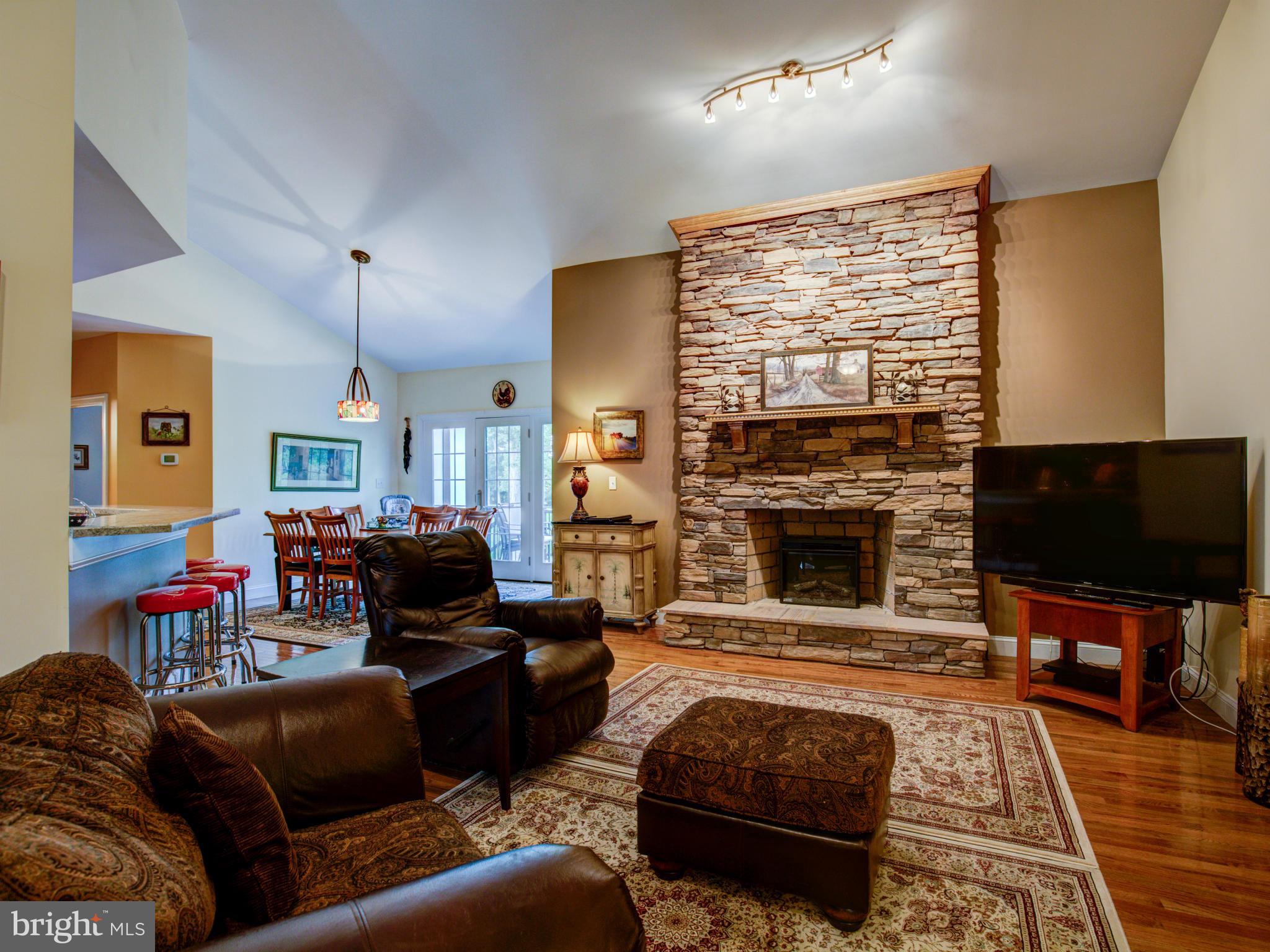 918 Morning Star Lane Boyce, VA 22620 - Photo 4 of 30 Family Room