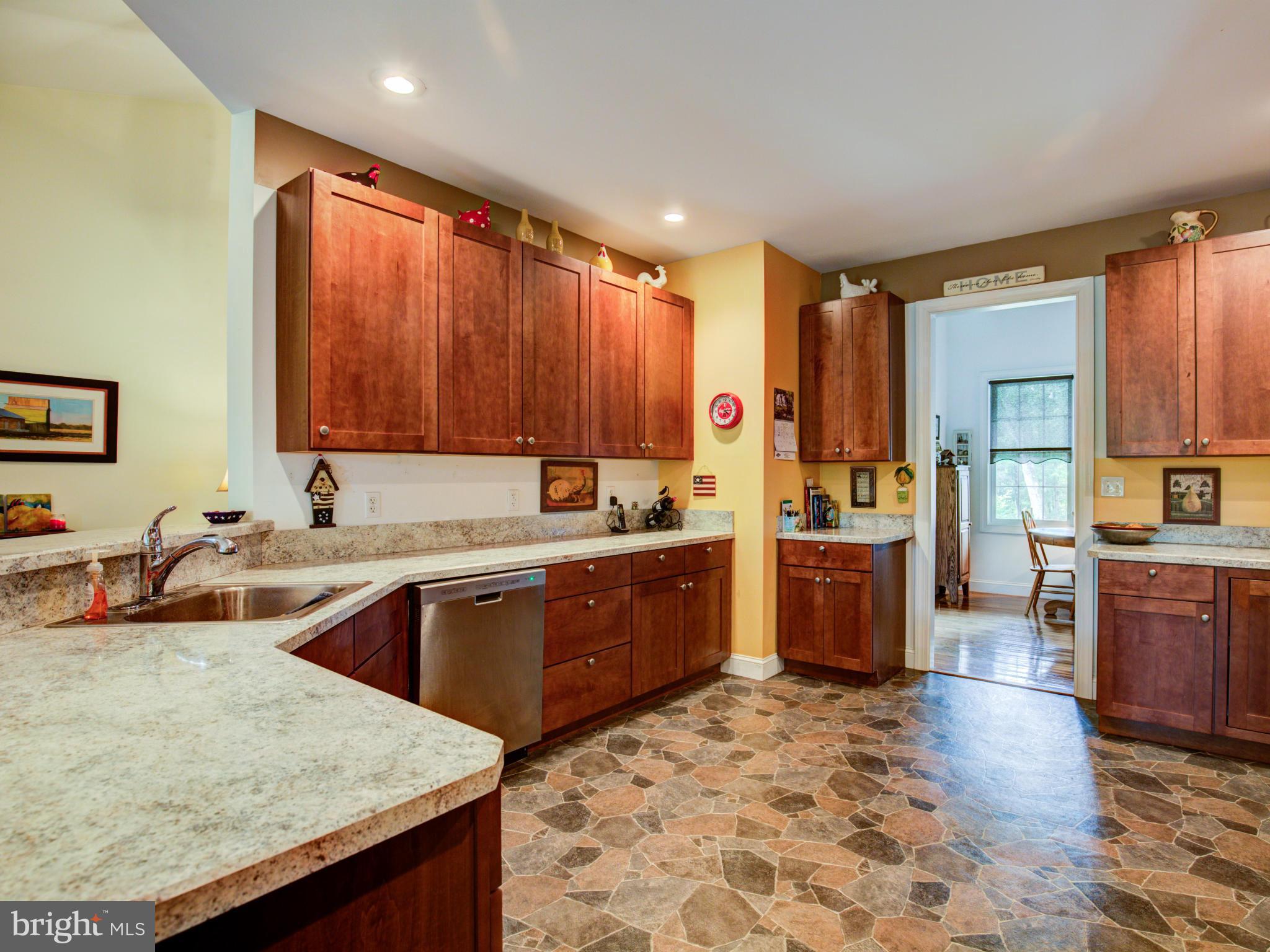 918 Morning Star Lane Boyce, VA 22620 - Photo 9 of 30 Kitchen