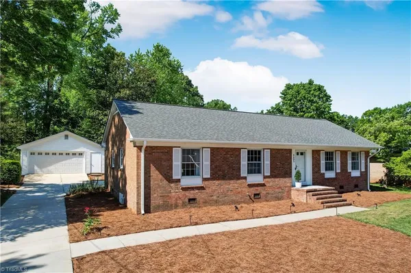 $419,900 | 4603 Graham Road, Greensboro, NC 27410