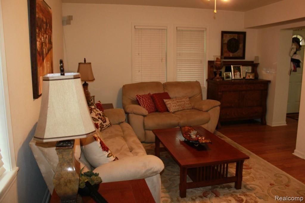 2068 East Erie Road Erie, MI 48133 - Photo 7 of 26 IMG_9251.jpg