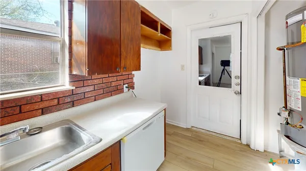 $1,500 | 1102 South Ann Boulevard, Harker Heights, TX 76548