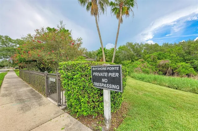 $459,900 | 3047 Pointeview Drive, Tampa, FL 33611