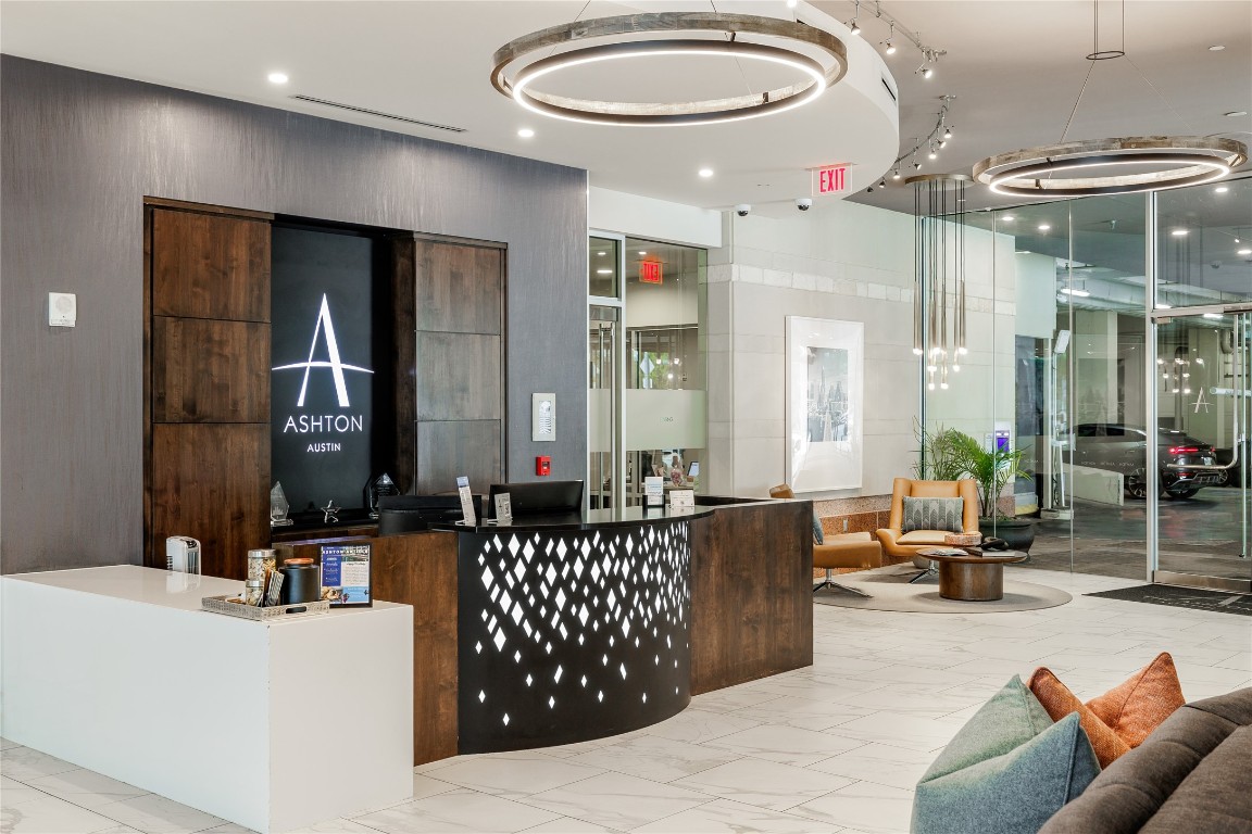 101 Colorado Street, Unit 2601 Austin, TX 78701 - Photo 5 of 12 a living room with furniture